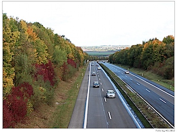 Blick von der BrÃ¼cke in die eine Richtung...