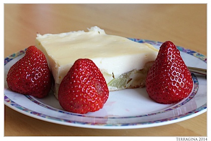 rhabarberschnitten_mit_schmandguss.jpg